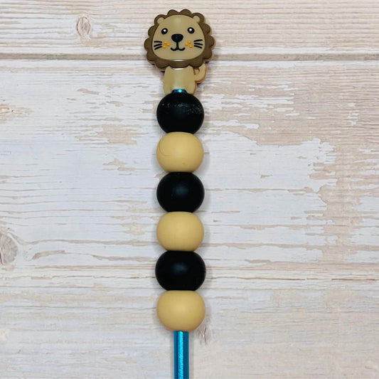 Lion Beaded Crochet Hook - Little Luvin Stitches